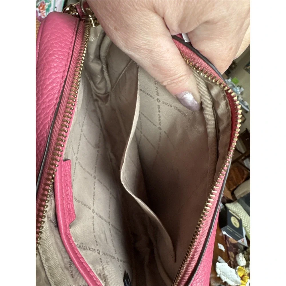 Michael Kors Berry‎ Pink Pebbled Leather Jet Set Large EW Crossbody
